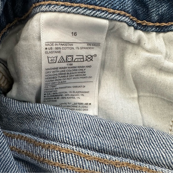 Old navy Blue Denim distressed Jean Shorts size 16 - Picture 3 of 3